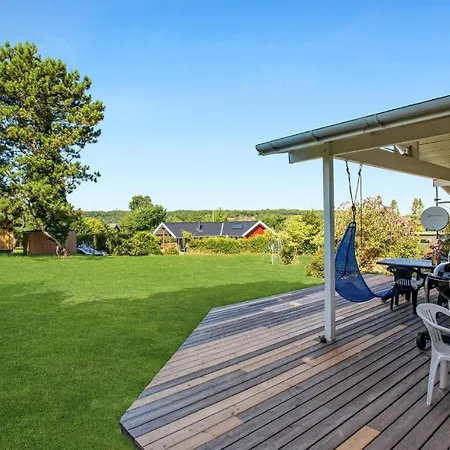 Bjerghuset Holiday home